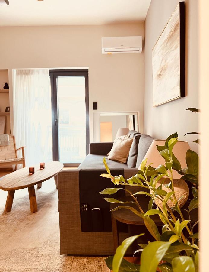 2 Bedroom Apt - Live Like A Local In Kolonaki アテネ エクステリア 写真