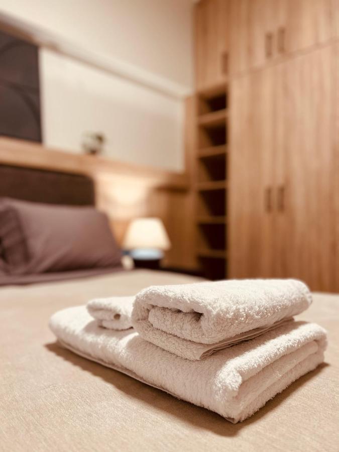 2 Bedroom Apt - Live Like A Local In Kolonaki アテネ エクステリア 写真