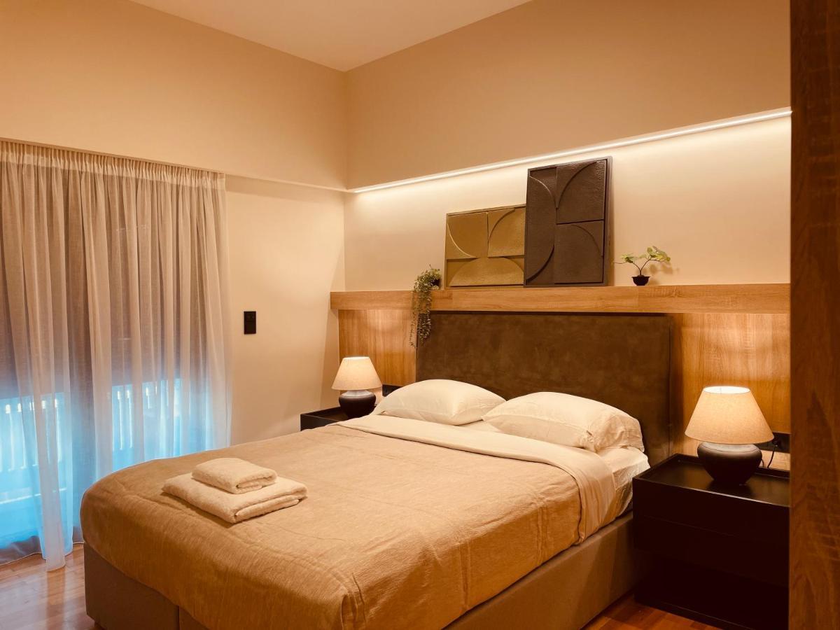 2 Bedroom Apt - Live Like A Local In Kolonaki アテネ エクステリア 写真