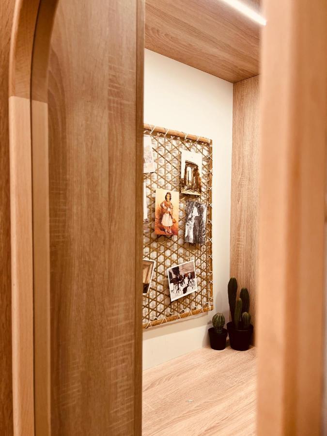 2 Bedroom Apt - Live Like A Local In Kolonaki アテネ エクステリア 写真